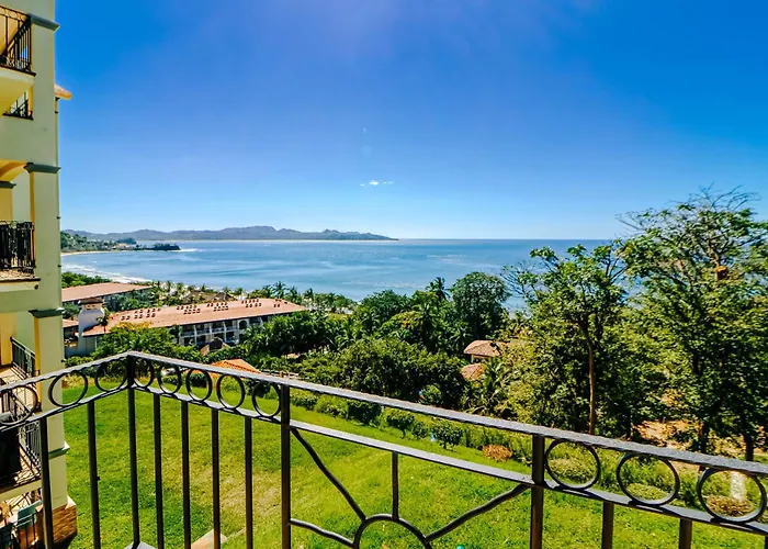 Best Flamingo Beach View! Pool, Balcony Apartamento
